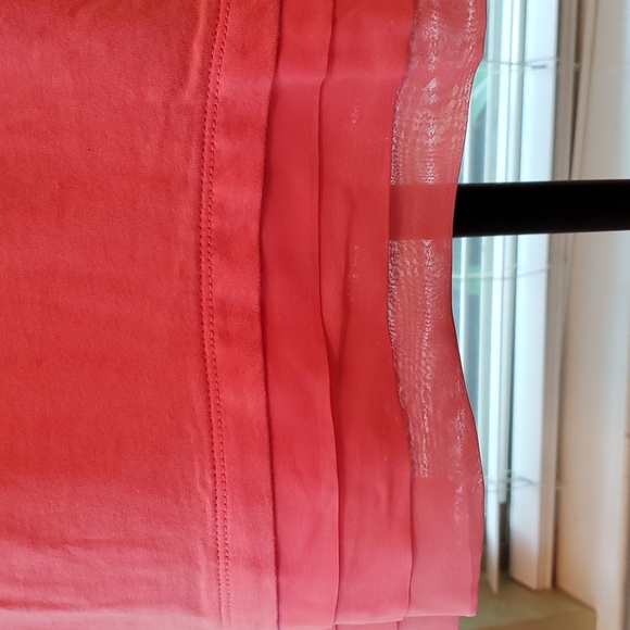 LOGO Instant Chic - Picture 8 of 10